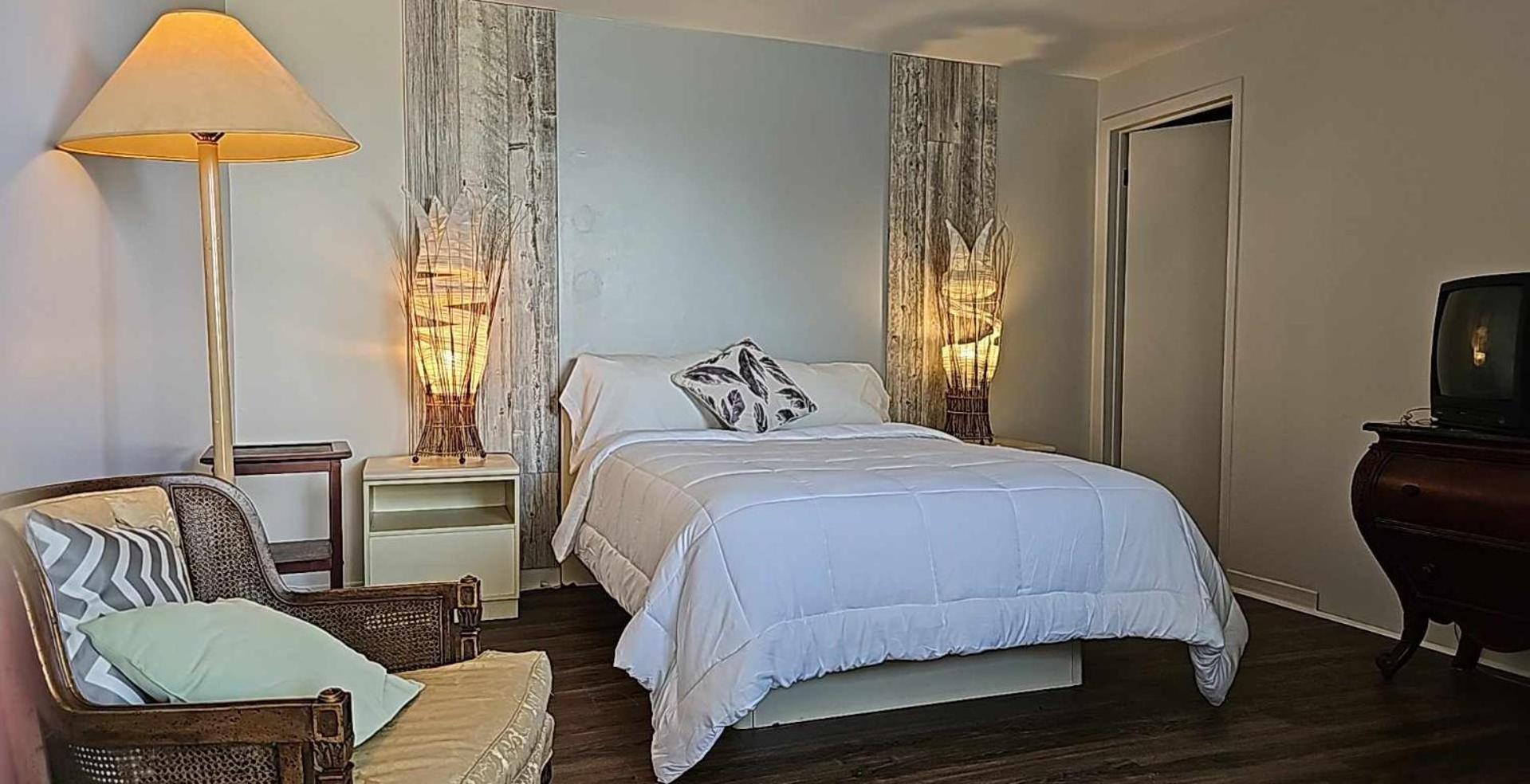 Hotel Oasis Lac St-Louis Салабери дьо Валифийлд Екстериор снимка