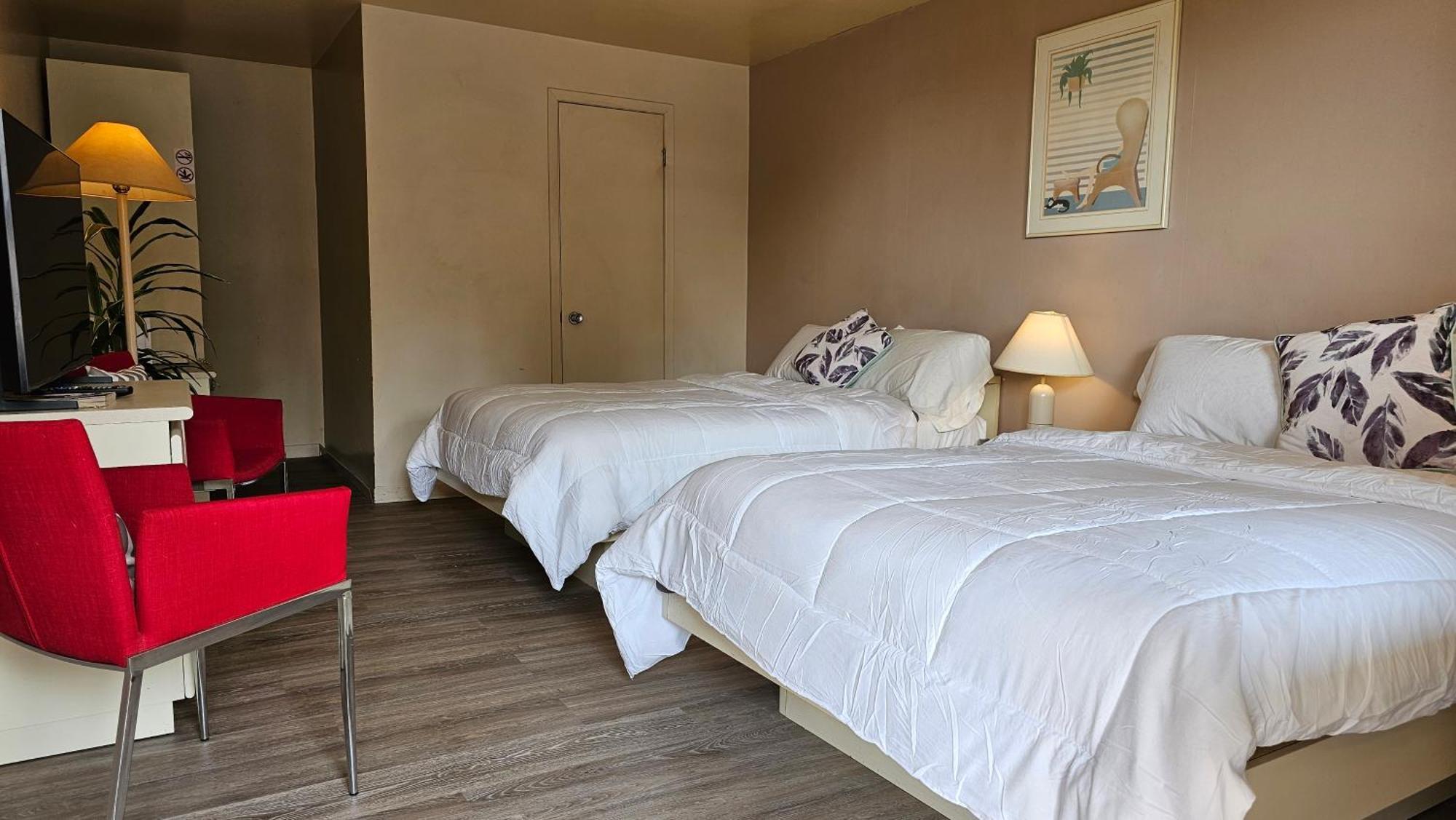 Hotel Oasis Lac St-Louis Салабери дьо Валифийлд Екстериор снимка